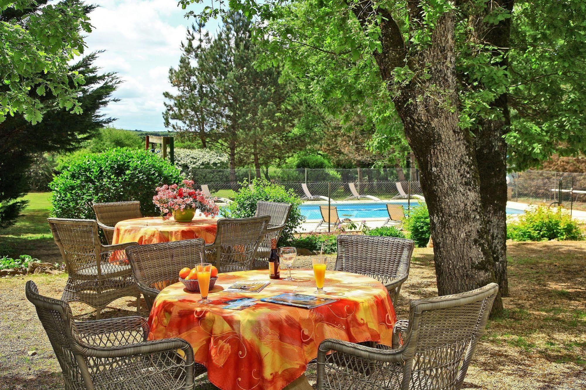 Hostellerie Du Causse กรามาต์ ภายนอก รูปภาพ